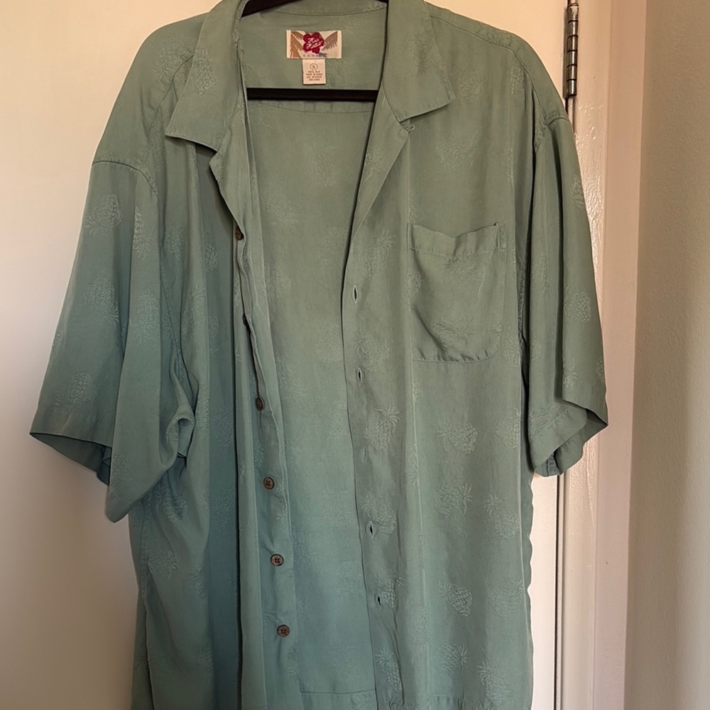 Vintag Hilo Hattie Hawaiin Shirt